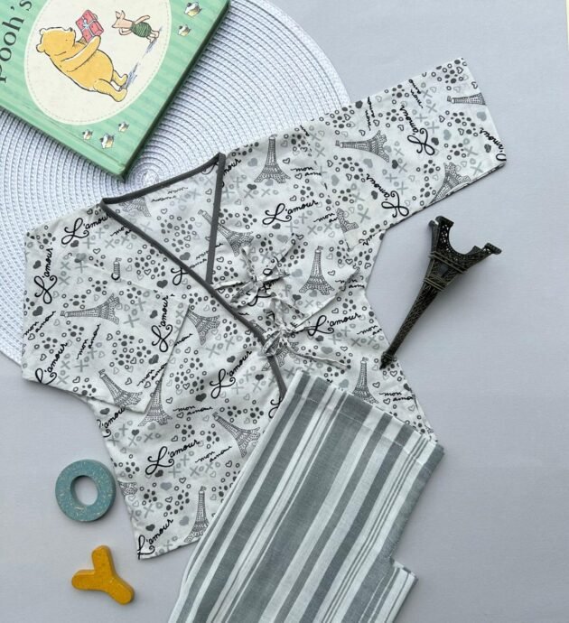 Unisex Kimono for Baby | Eiffel Tower